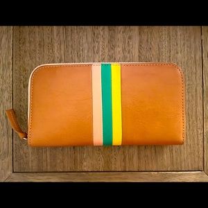 NWT Zip wallet Clare V.